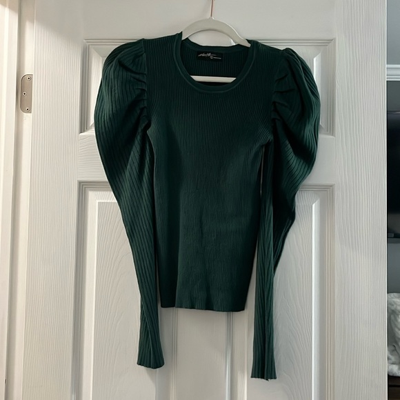 Green lightweight sweater - Picture 1 of 6